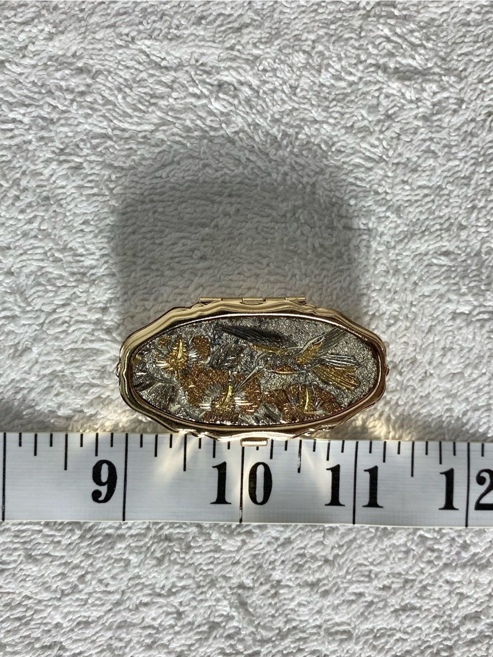Vintage Gold Tone Hummingbird Floral Compact Sewing Kit Grannycore Art Of Chokin - Picture 14 of 15